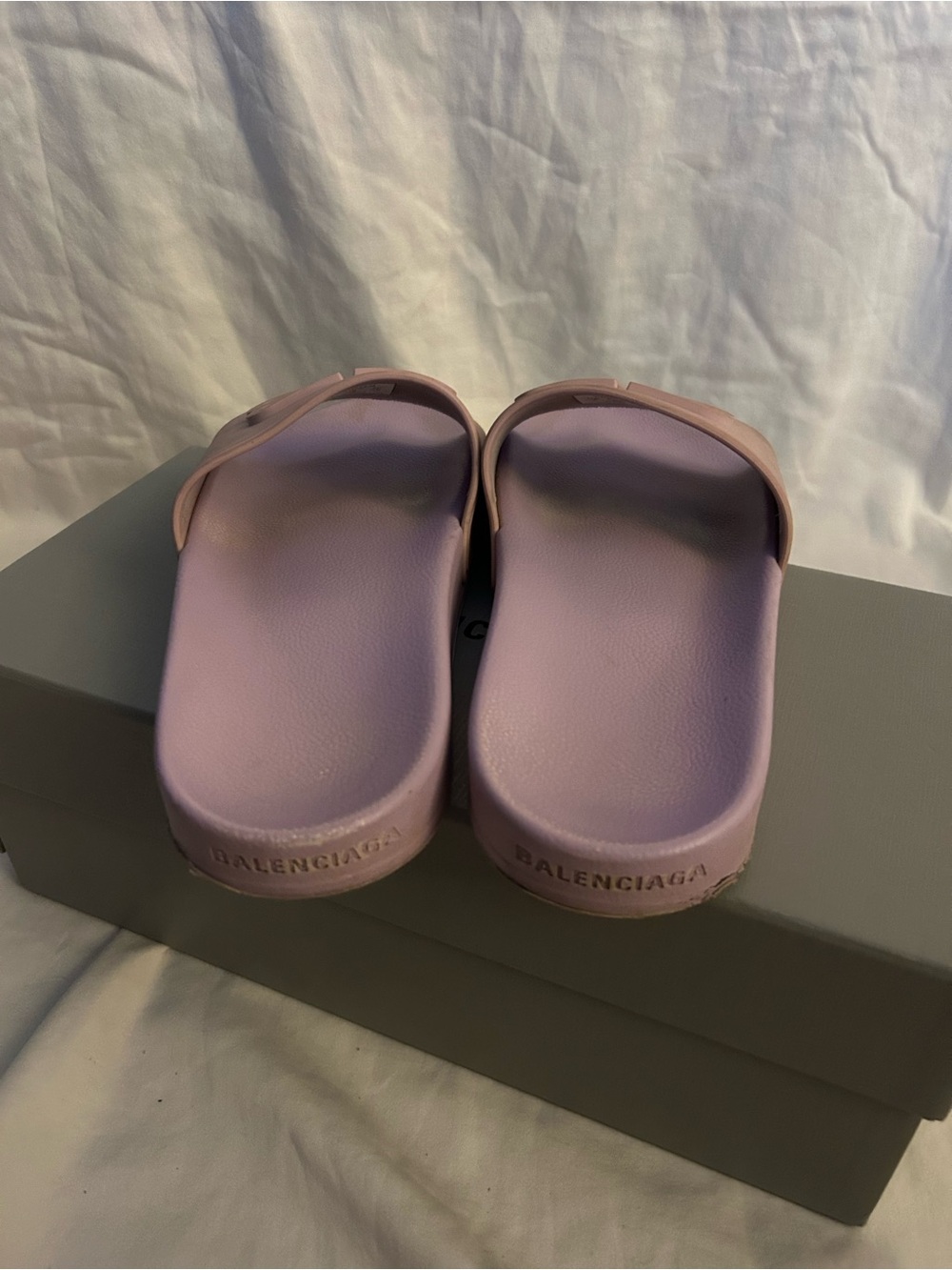 Balenciaga Lilac Pool Slide Sandal - Picture 4 of 6